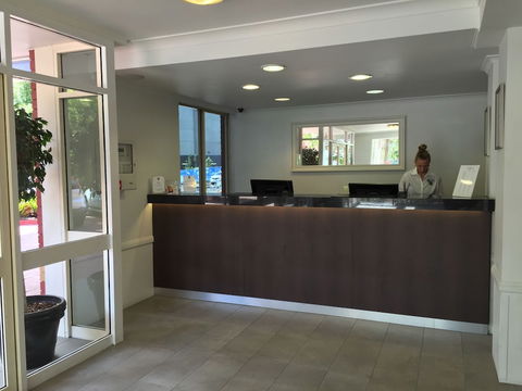 CKS Sydney Airport Hotel - Brisbane 4u 3