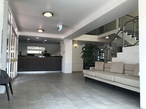 CKS Sydney Airport Hotel - Brisbane 4u 2