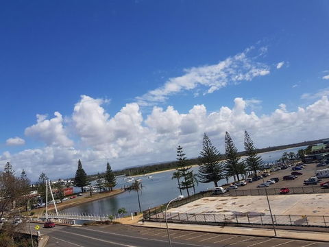 Palm Court Motor Inn - Tourism Brisbane 5