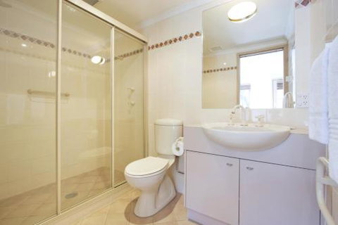 Lhotsky Apartments - Brisbane Tourism 2