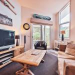 Lhotsky Apartments - Brisbane Tourism 0