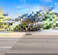 Coral Cay Resort