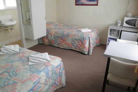 Norfolk Motor Inn - Tourism Brisbane 2
