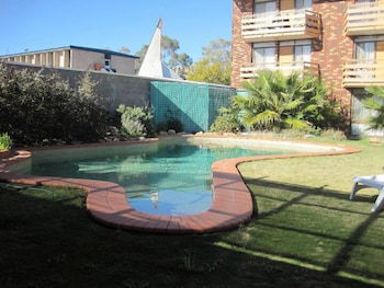 Desert Rose Inn Alice Springs - Brisbane Tourism 2