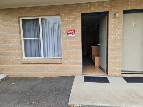 Edward Parry Motel & Apartments - Tourism Brisbane 1