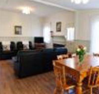 Country Gate Cottages - Tourism Brisbane