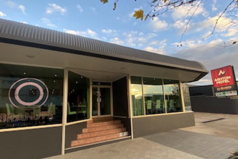 Ashton Motel - Brisbane Tourism 0