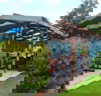 Discovery Parks  Mornington Hobart - Brisbane 4u