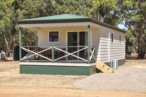 Western KI Caravan Park - Tourism Brisbane 7