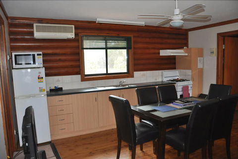 Western KI Caravan Park - Tourism Brisbane 1