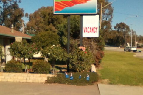 Kanimbla Motor Inn - Tourism Brisbane 2