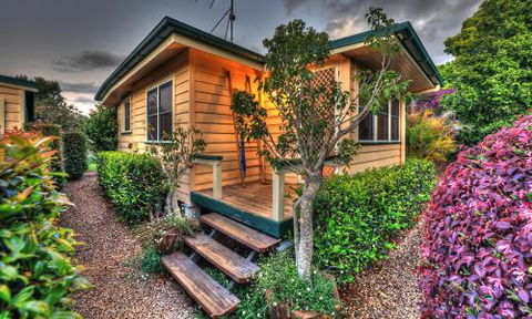 At Remingtons Private Cottages & Lodge - Tourism Brisbane 1