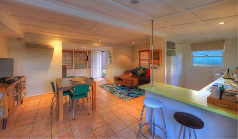 At Remingtons Private Cottages & Lodge - Tourism Brisbane 4