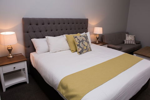 Camden Valley Inn - Brisbane Tourism 6