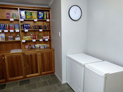 Junction Motel Wagga - Tourism Brisbane 0