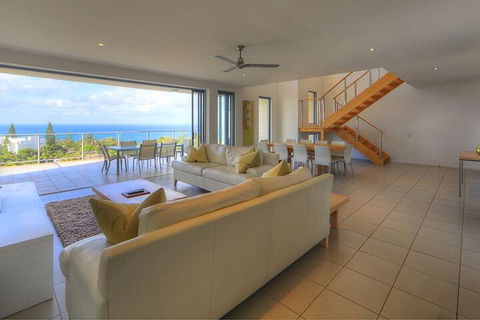 Rainbow Sea Resort - Tourism Brisbane 3