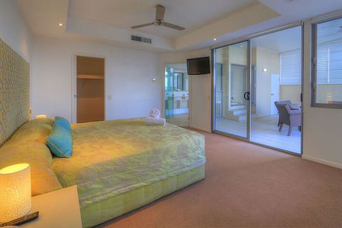 Rainbow Sea Resort - Tourism Brisbane 6