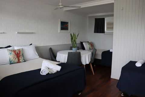 Almare Tourist Motel - Tourism Brisbane 4