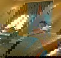 Leura Lady - Tourism Brisbane