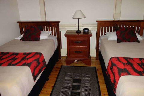 Glenelg Gateway Apartments - Brisbane Tourism 5