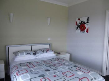 Swan Lake Guest House - Tourism Brisbane 5