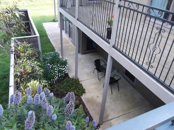 Swan Lake Guest House - Tourism Brisbane 0