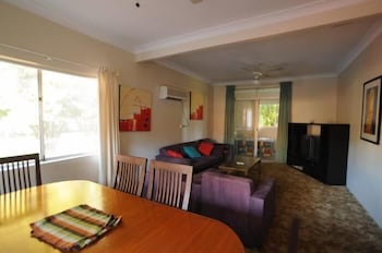 Amber Court Motel, Coonabarabran - Tourism Brisbane 0