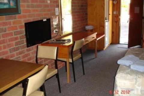 Tooleybuc Country Roads Motor Inn - Brisbane 4u 5