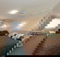 Abraham Lincoln Motel - Tourism Brisbane