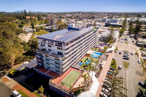 Port Pacific Resort - Tourism Brisbane 3
