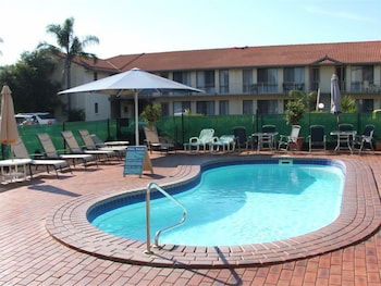 Aquarius Resort Holiday Apartments - Tourism Brisbane 0