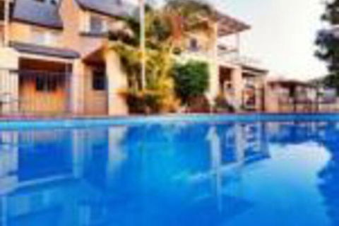 Korora Bay Beach House - Tourism Brisbane 0
