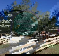 Hazelcreek Cottages - Brisbane Tourism