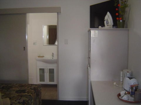 Kingaroy Country Motel - Tourism Brisbane 4