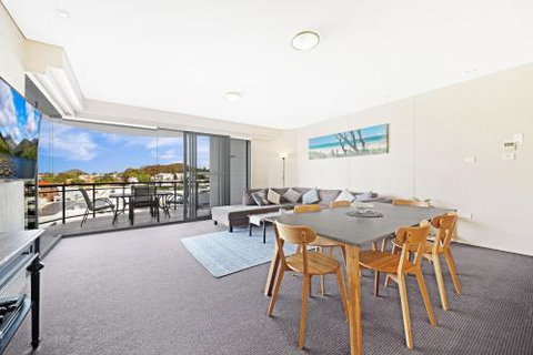 Cote DAzur Resort - Tourism Brisbane 5