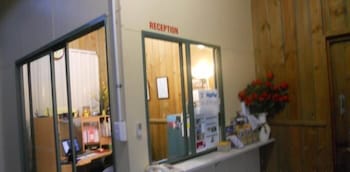 Summer's Rest Units - Tourism Brisbane 0