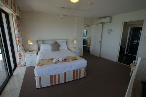 Windward Passage Holiday Apartments - Tourism Brisbane 6