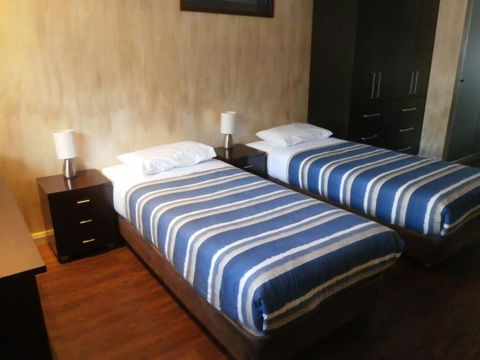 Siesta Villa - Tourism Brisbane 1