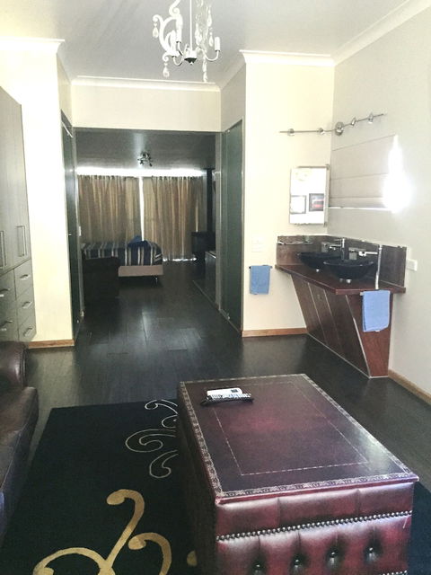 Siesta Villa - Tourism Brisbane 2