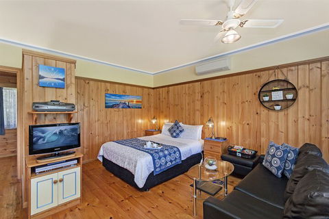 Sails Elegant Spacious Beach Villa - Tourism Brisbane 7