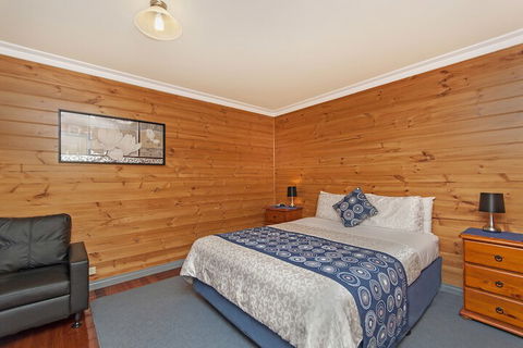 Sails Elegant Spacious Beach Villa - Tourism Brisbane 4