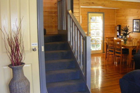 Sails Elegant Spacious Beach Villa - Tourism Brisbane 5