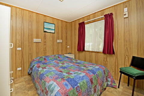 Acclaim Pine Grove Holiday Park - Tourism Brisbane 2