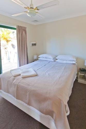 Wagga Wagga Beach Caravan Park - Brisbane 4u 3