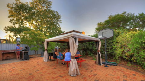 Shearing Shed Motor Inn - Tourism Brisbane 2