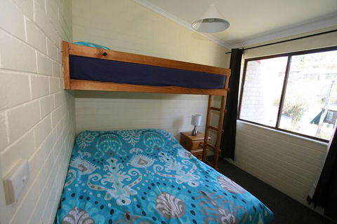 Alpha Centauri Townhouses - Tourism Brisbane 1