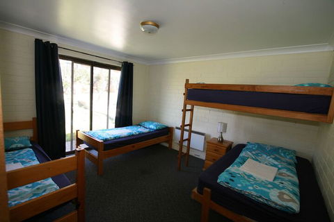 Alpha Centauri Townhouses - Tourism Brisbane 4