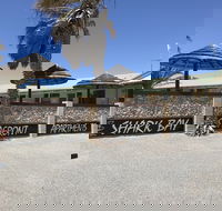 Shark Bay Seafront Apartments - Brisbane 4u