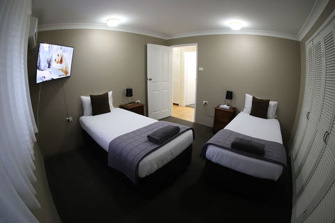 Sleepy Hill Motor Inn - Tourism Brisbane 2