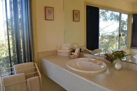 Bundle Hill Cottages - Brisbane Tourism 1